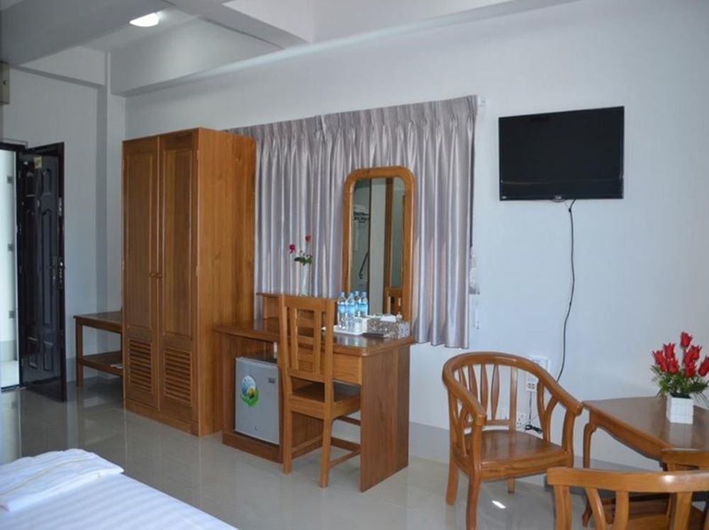 Hotel Maymyo Pyin Oo Lwin Buitenkant foto